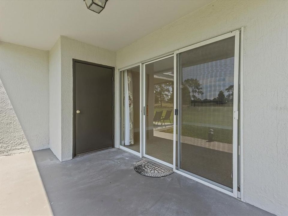 Active With Contract: $225,000 (2 beds, 2 baths, 1288 Square Feet)