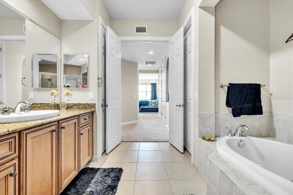 For Sale: $550,000 (4 beds, 3 baths, 2761 Square Feet)