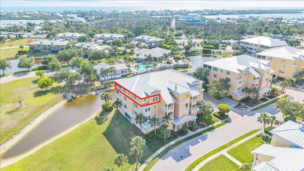 For Sale: $550,000 (4 beds, 3 baths, 2761 Square Feet)