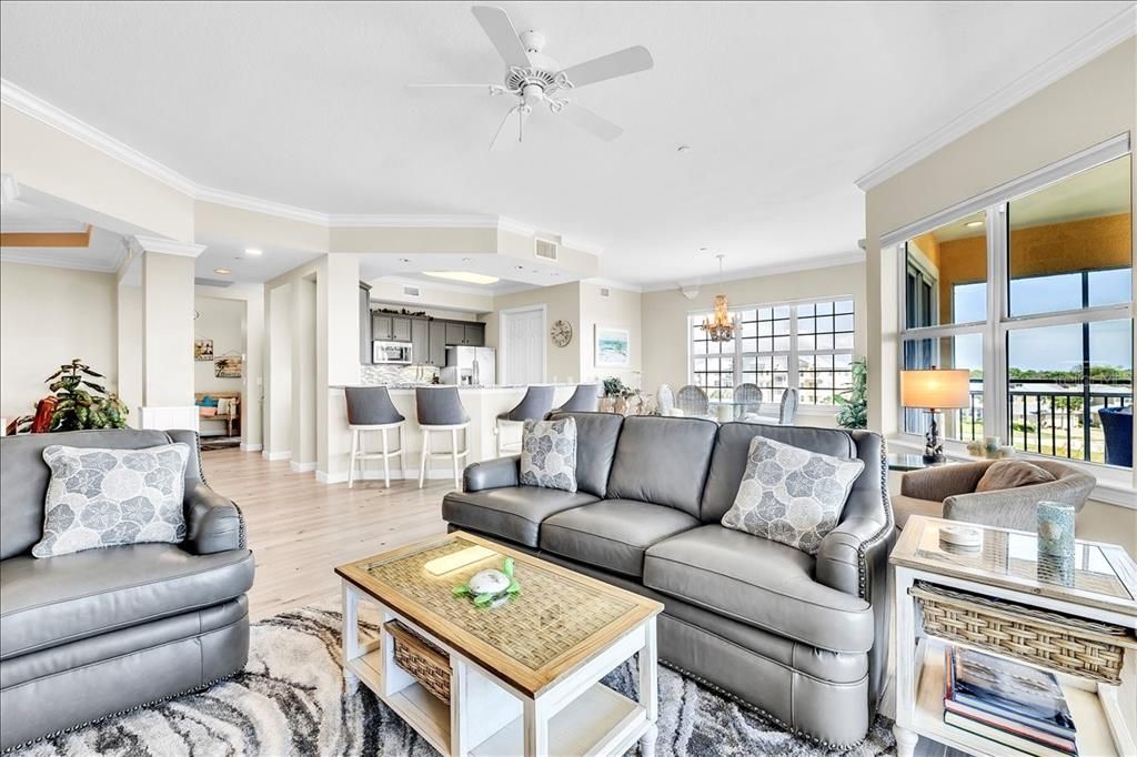 For Sale: $550,000 (4 beds, 3 baths, 2761 Square Feet)