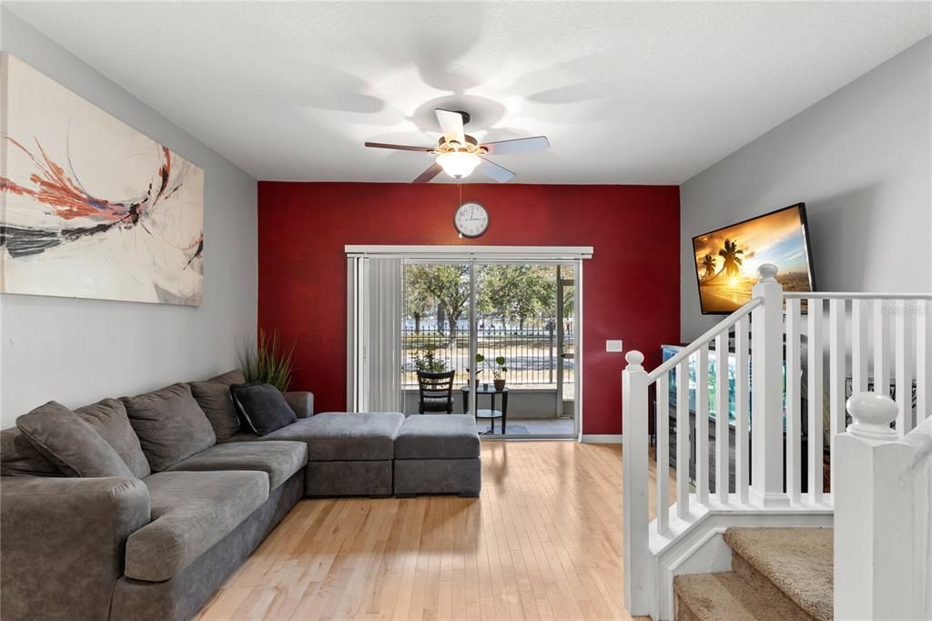 For Sale: $235,000 (3 beds, 2 baths, 1360 Square Feet)