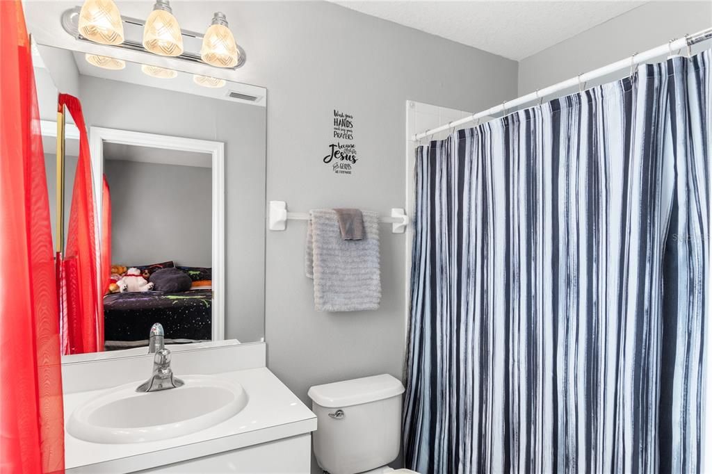 For Sale: $235,000 (3 beds, 2 baths, 1360 Square Feet)