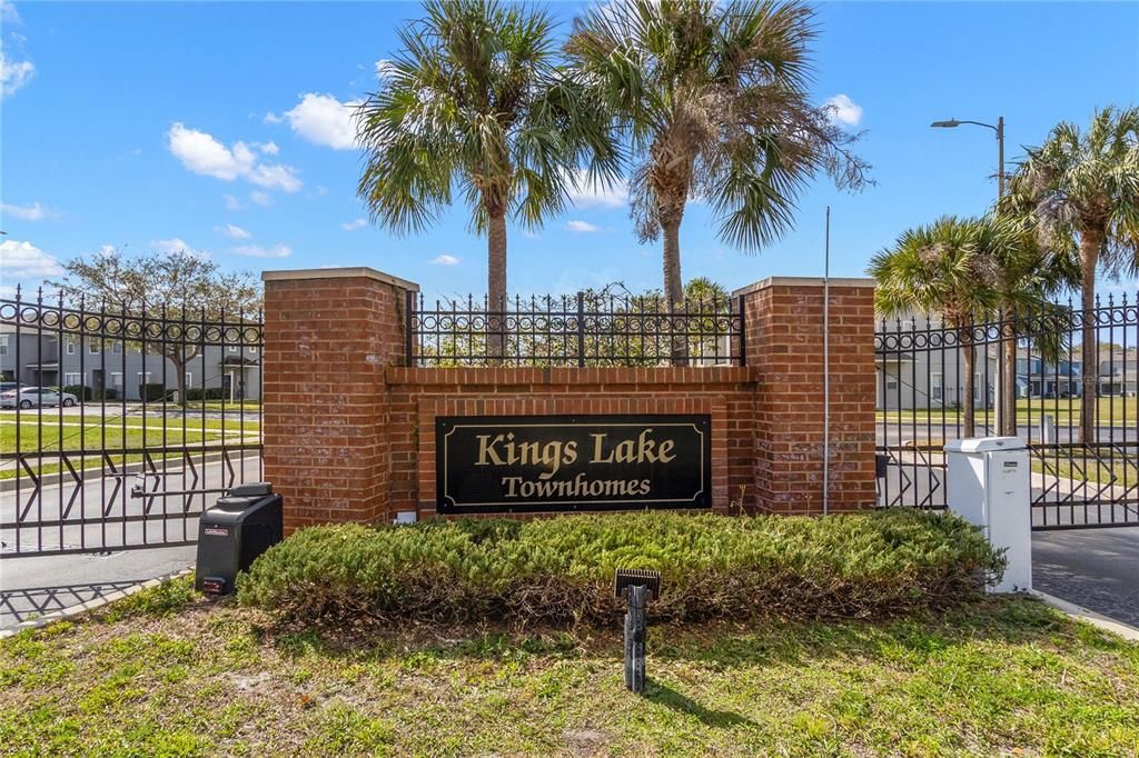 For Sale: $235,000 (3 beds, 2 baths, 1360 Square Feet)