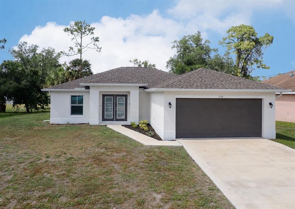 Activo con contrato: $299,900 (4 camas, 2 baños, 1553 Pies cuadrados)