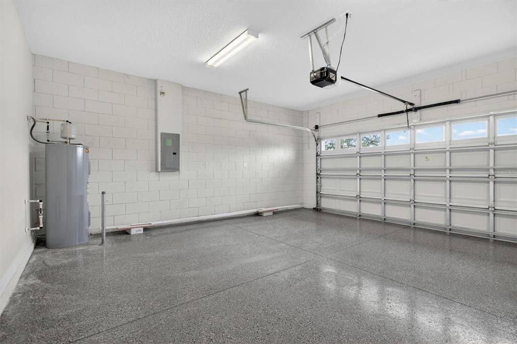 На продажу: $527,990 (4 спален, 2 ванн, 1828 Квадратных фут)