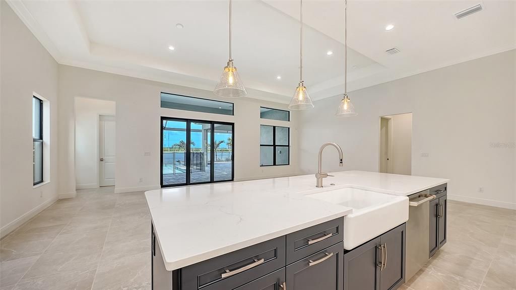 For Sale: $999,990 (3 beds, 2 baths, 2455 Square Feet)