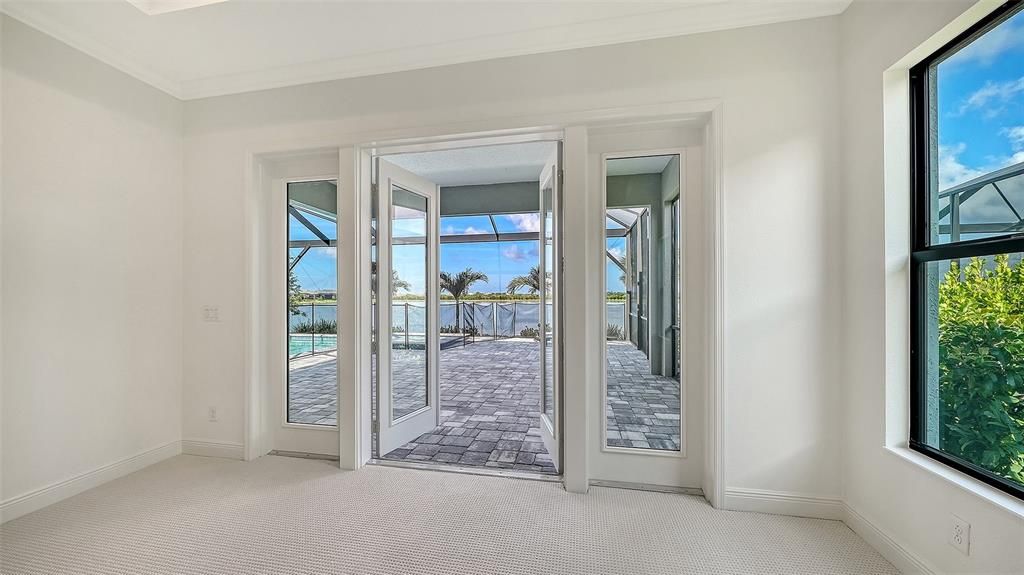 For Sale: $999,990 (3 beds, 2 baths, 2455 Square Feet)