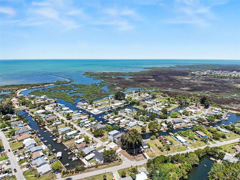 合同活跃: $159,000 (0.12 acres)