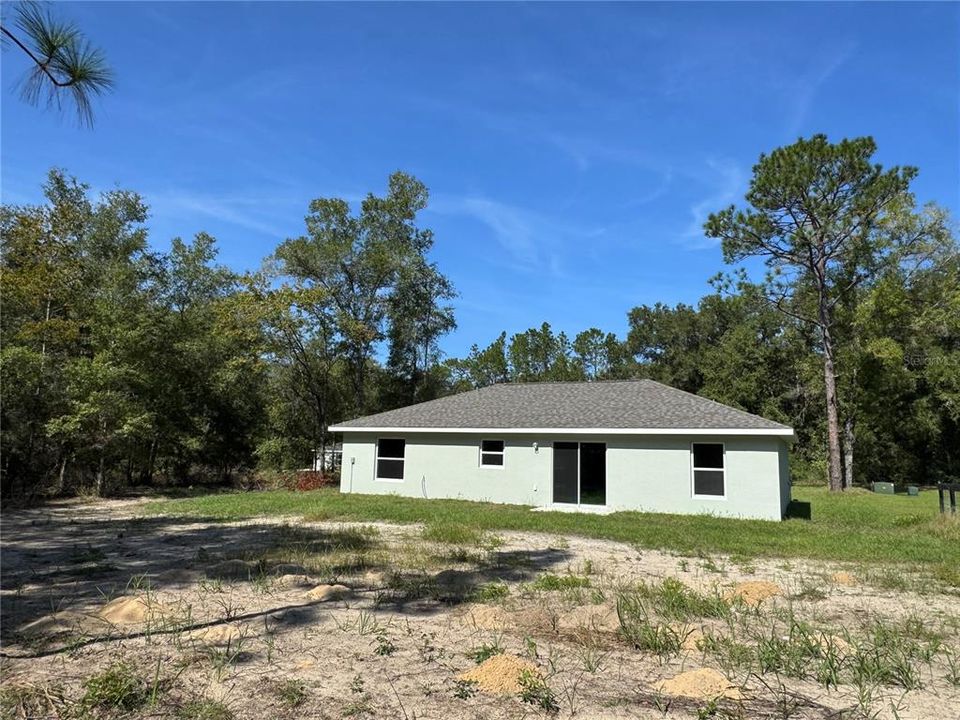 For Sale: $247,500 (3 beds, 2 baths, 1399 Square Feet)