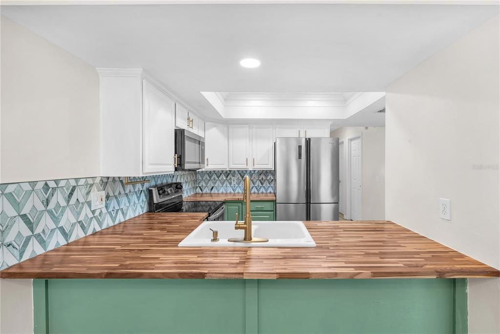 En Venta: $360,000 (3 camas, 2 baños, 1510 Pies cuadrados)