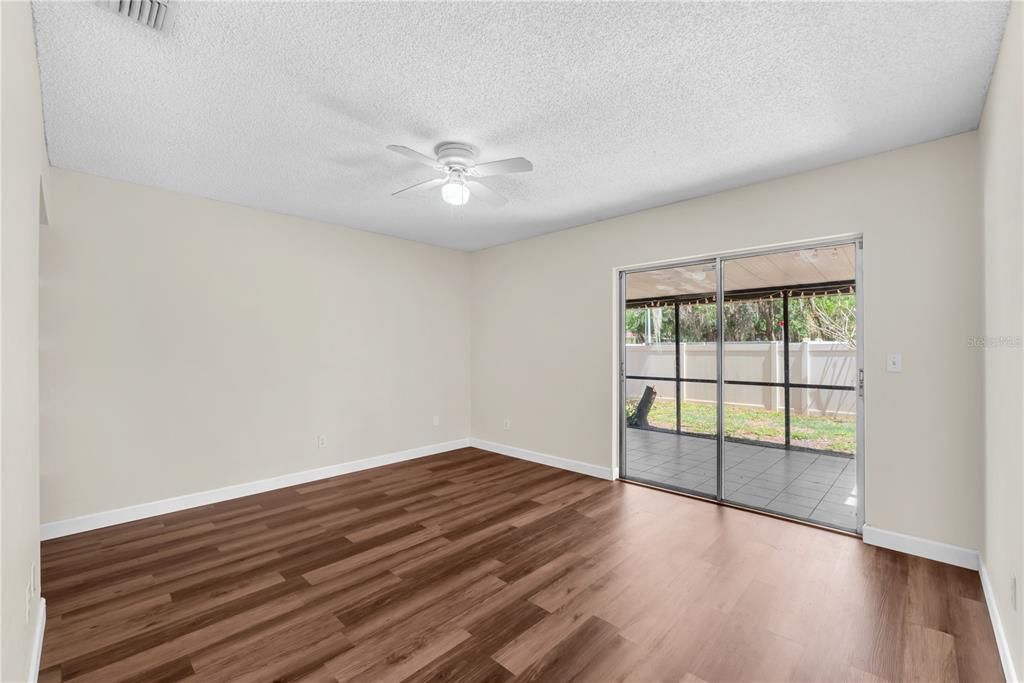 En Venta: $360,000 (3 camas, 2 baños, 1510 Pies cuadrados)