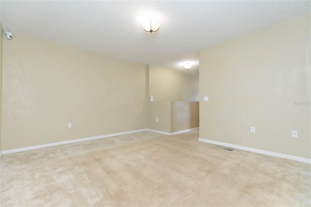For Sale: $270,000 (3 beds, 2 baths, 1764 Square Feet)