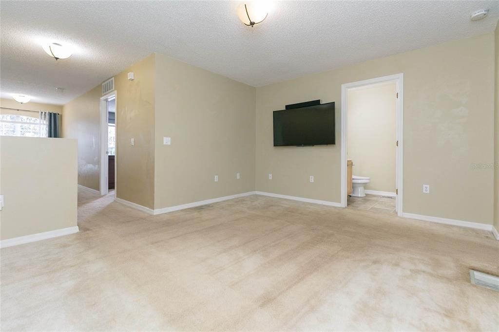 For Sale: $270,000 (3 beds, 2 baths, 1764 Square Feet)