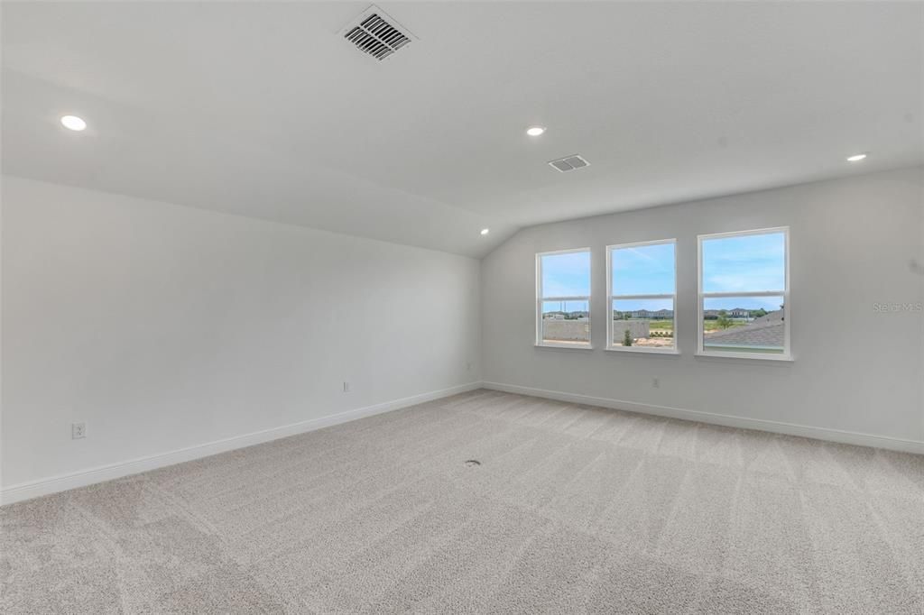 En Venta: $959,647 (6 camas, 4 baños, 3543 Pies cuadrados)