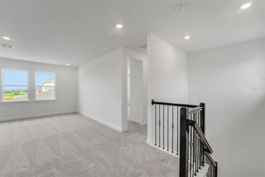 En Venta: $959,647 (6 camas, 4 baños, 3543 Pies cuadrados)