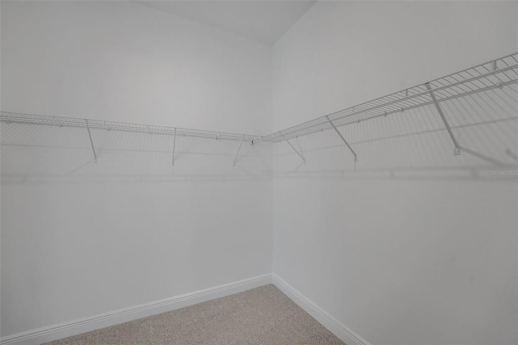 En Venta: $959,647 (6 camas, 4 baños, 3543 Pies cuadrados)