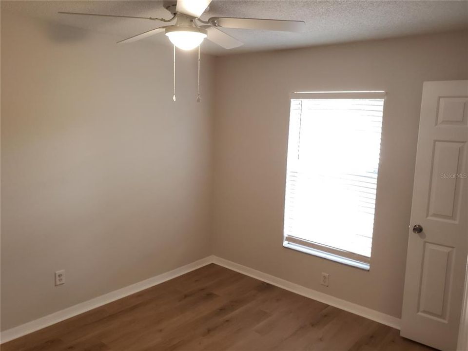 В аренду: $2,095 (3 спален, 2 ванн, 1200 Квадратных фут)