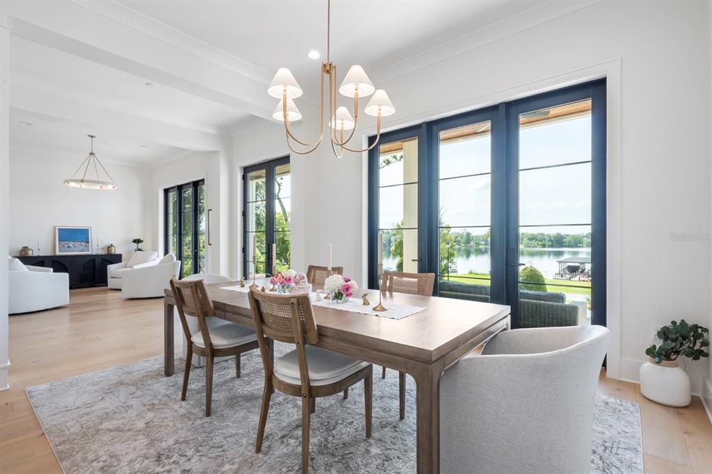 For Sale: $3,895,000 (4 beds, 4 baths, 5347 Square Feet)