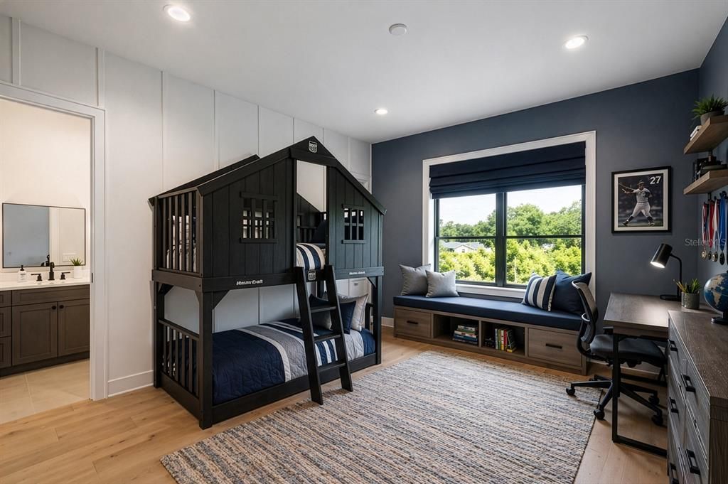 For Sale: $3,895,000 (4 beds, 4 baths, 5347 Square Feet)