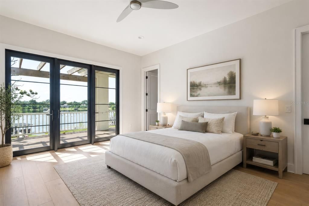 For Sale: $3,895,000 (4 beds, 4 baths, 5347 Square Feet)