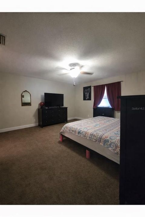 For Sale: $489,900 (4 beds, 0 baths, 2640 Square Feet)