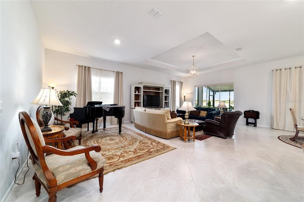 For Sale: $582,000 (3 beds, 3 baths, 2995 Square Feet)