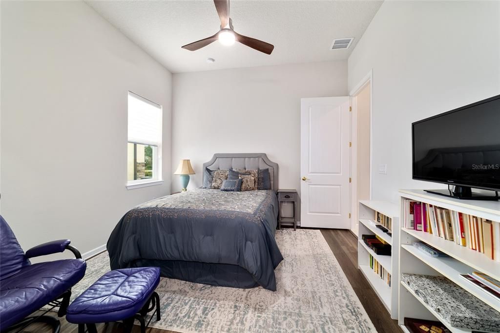 For Sale: $582,000 (3 beds, 3 baths, 2995 Square Feet)