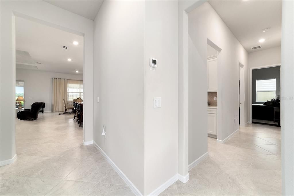 For Sale: $582,000 (3 beds, 3 baths, 2995 Square Feet)