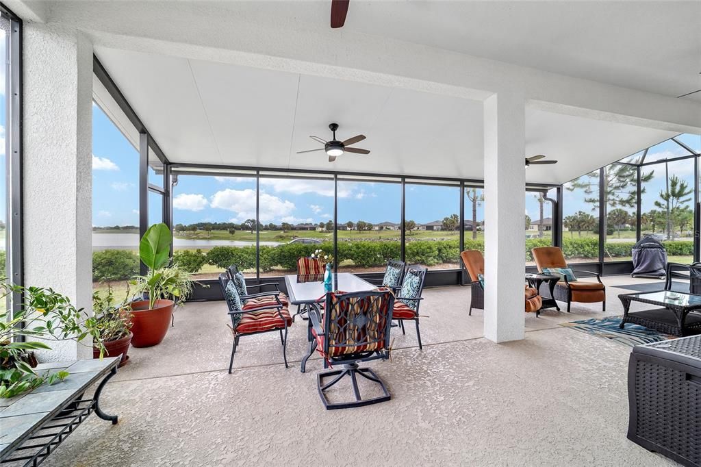 For Sale: $582,000 (3 beds, 3 baths, 2995 Square Feet)