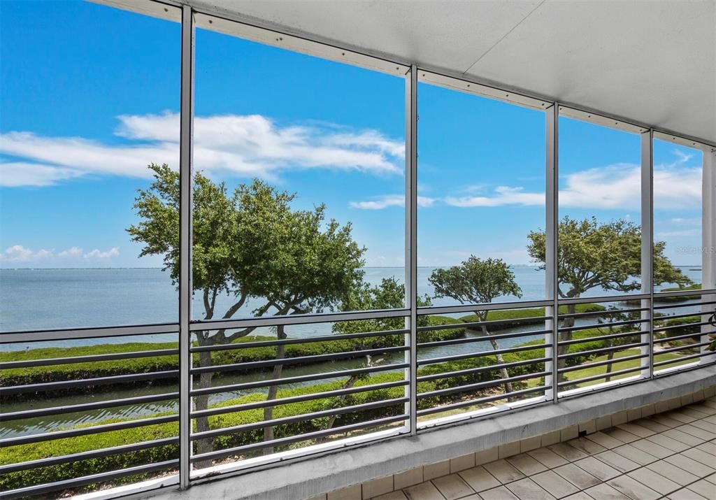 For Sale: $1,849,000 (3 beds, 3 baths, 3825 Square Feet)