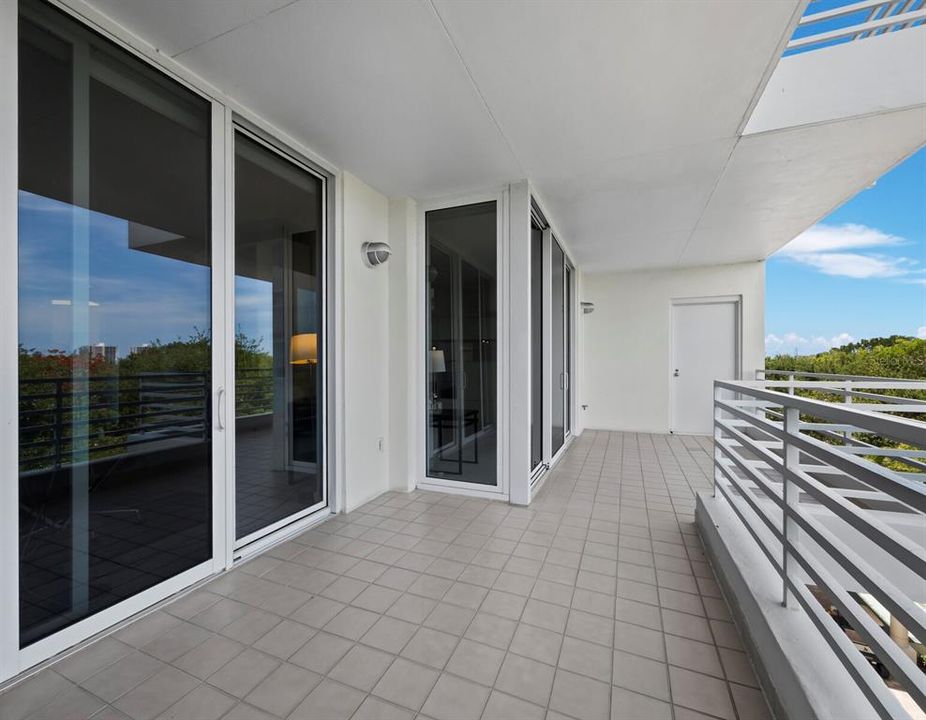 For Sale: $1,849,000 (3 beds, 3 baths, 3825 Square Feet)