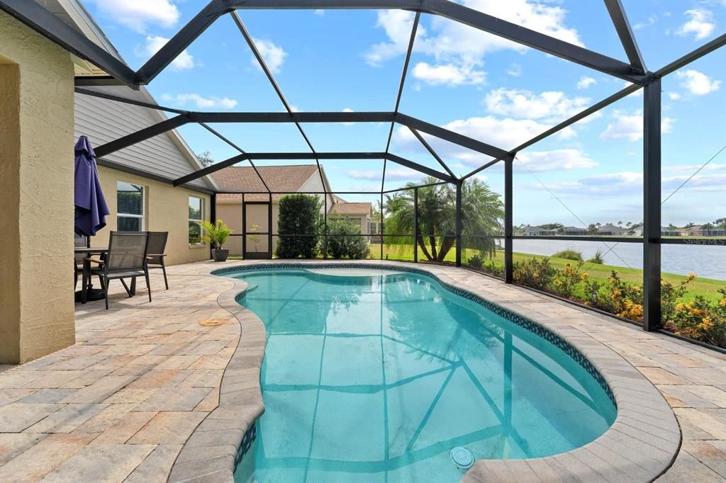 Active With Contract: $550,000 (3 beds, 2 baths, 1536 Square Feet)