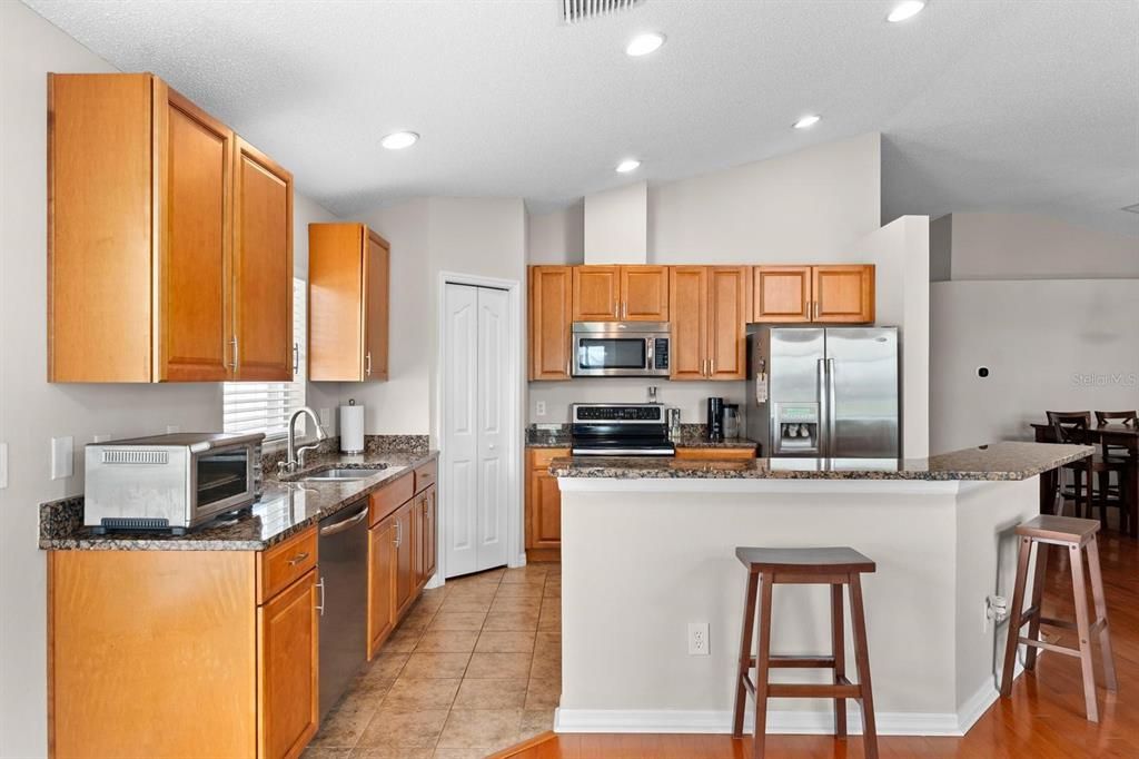 Active With Contract: $550,000 (3 beds, 2 baths, 1536 Square Feet)