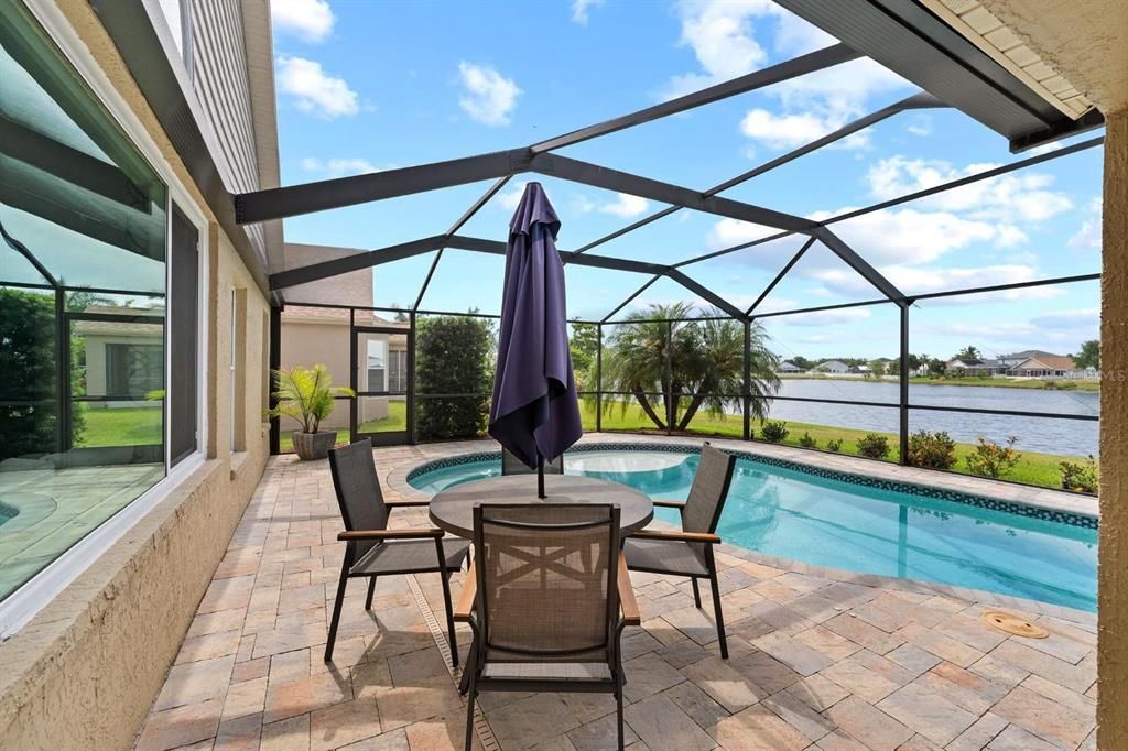Active With Contract: $550,000 (3 beds, 2 baths, 1536 Square Feet)