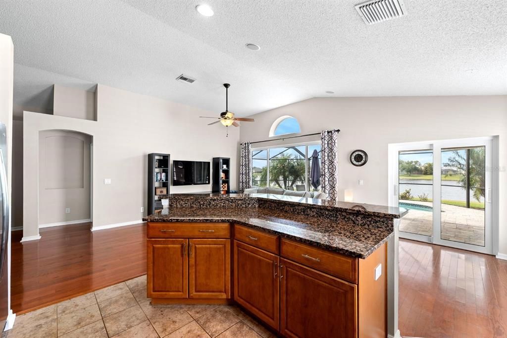 Active With Contract: $550,000 (3 beds, 2 baths, 1536 Square Feet)