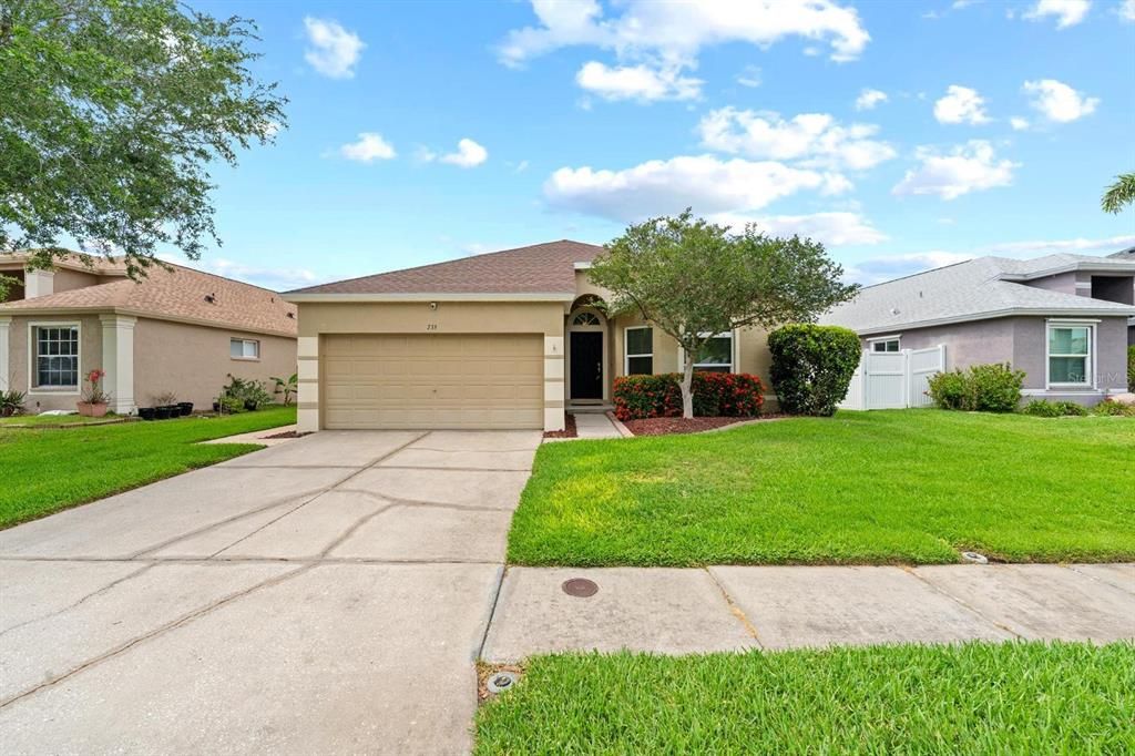 Active With Contract: $550,000 (3 beds, 2 baths, 1536 Square Feet)