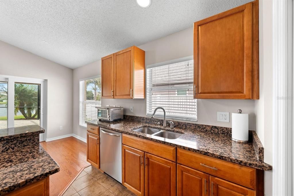 Active With Contract: $550,000 (3 beds, 2 baths, 1536 Square Feet)