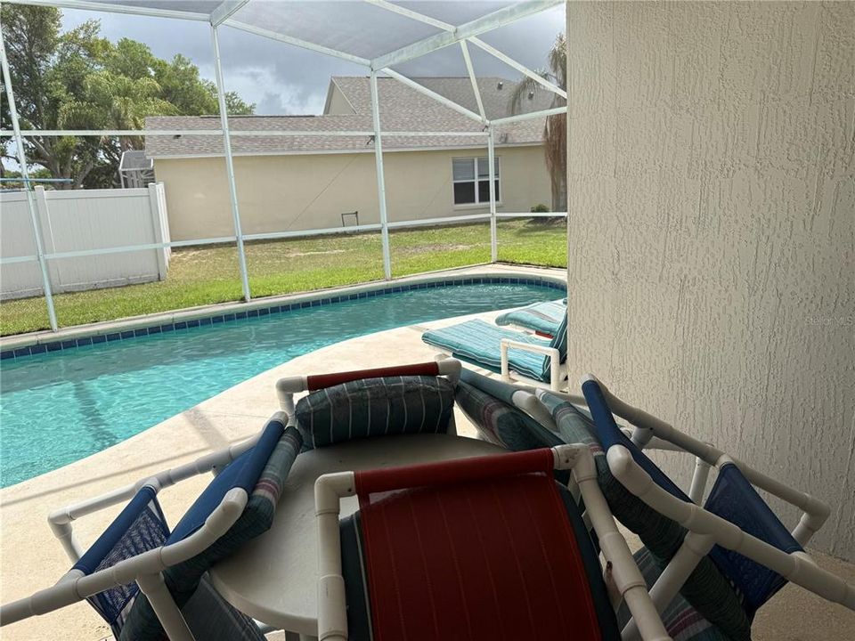 Active With Contract: $349,999 (4 beds, 2 baths, 1676 Square Feet)