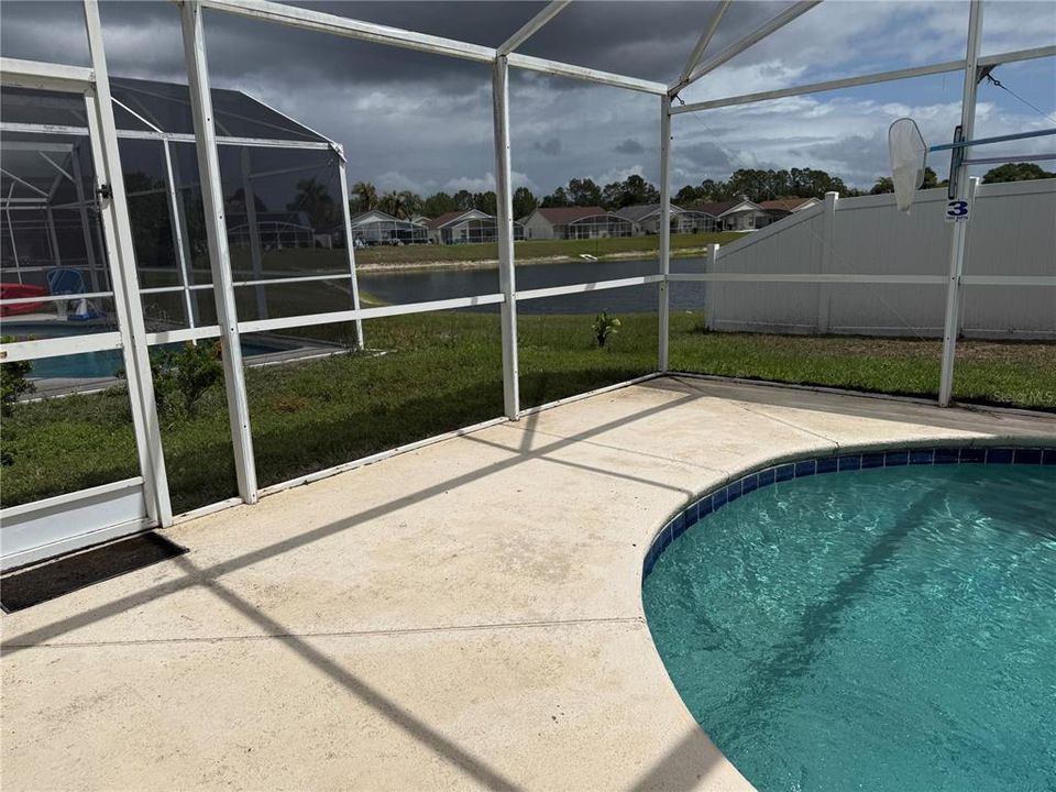 Active With Contract: $349,999 (4 beds, 2 baths, 1676 Square Feet)