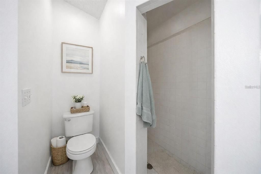 В аренду: $2,300 (3 спален, 2 ванн, 1155 Квадратных фут)