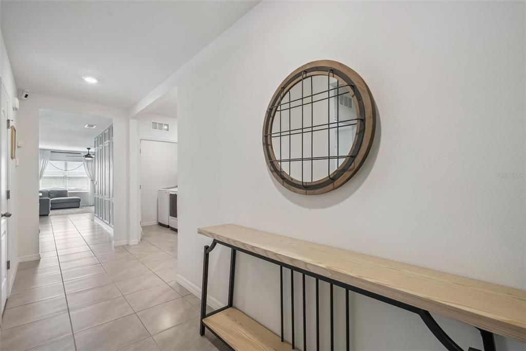 En Venta: $420,900 (4 camas, 2 baños, 1836 Pies cuadrados)