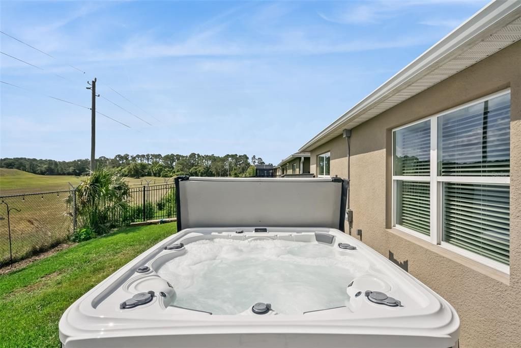 En Venta: $420,900 (4 camas, 2 baños, 1836 Pies cuadrados)