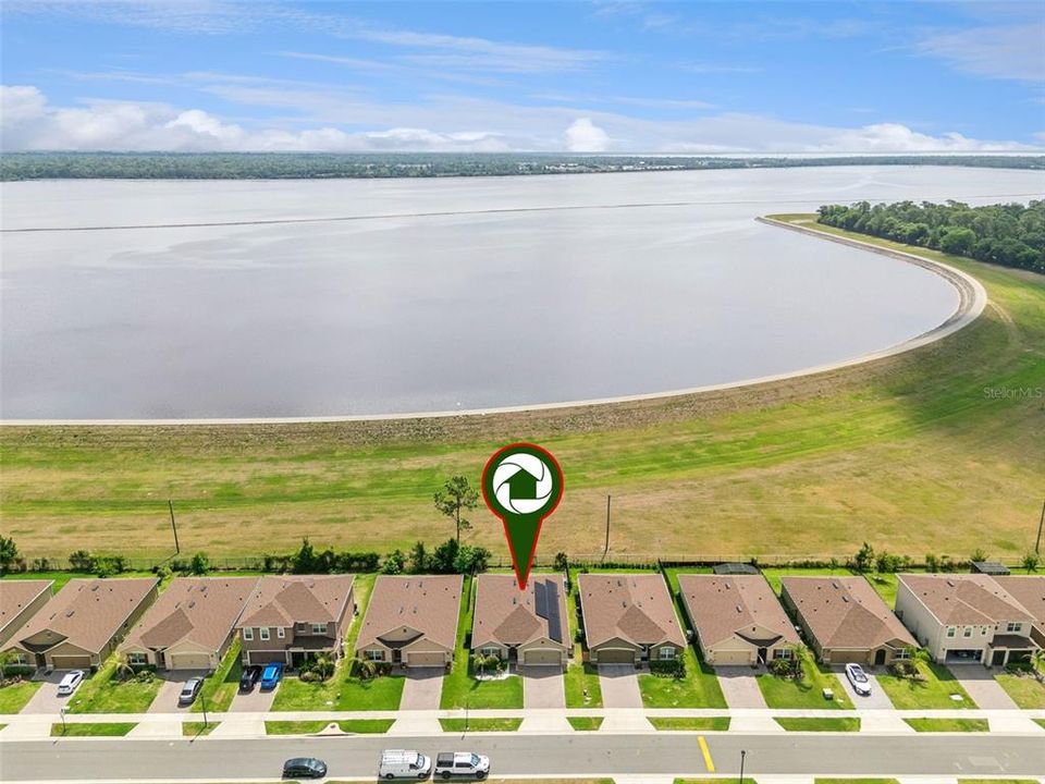 En Venta: $420,900 (4 camas, 2 baños, 1836 Pies cuadrados)