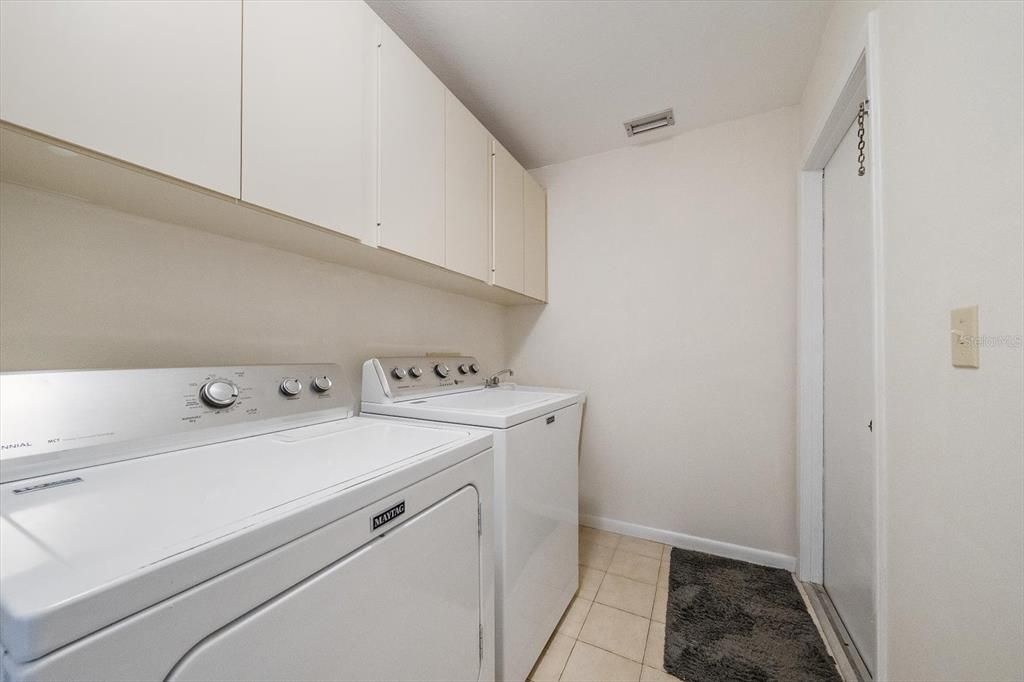 For Sale: $599,000 (3 beds, 2 baths, 2136 Square Feet)