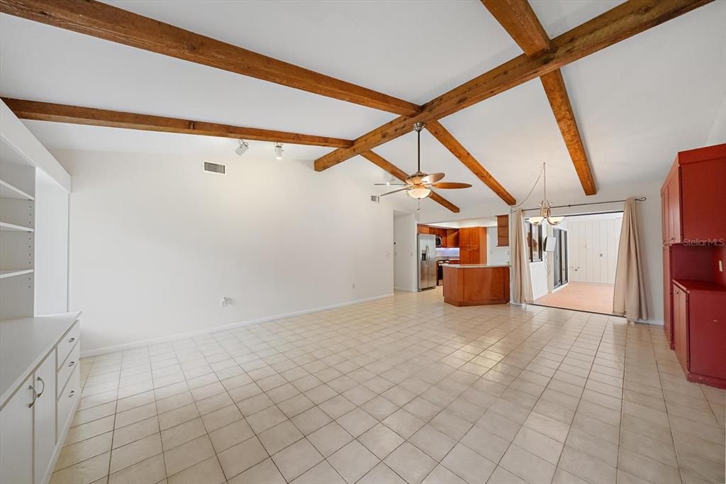 For Sale: $599,000 (3 beds, 2 baths, 2136 Square Feet)