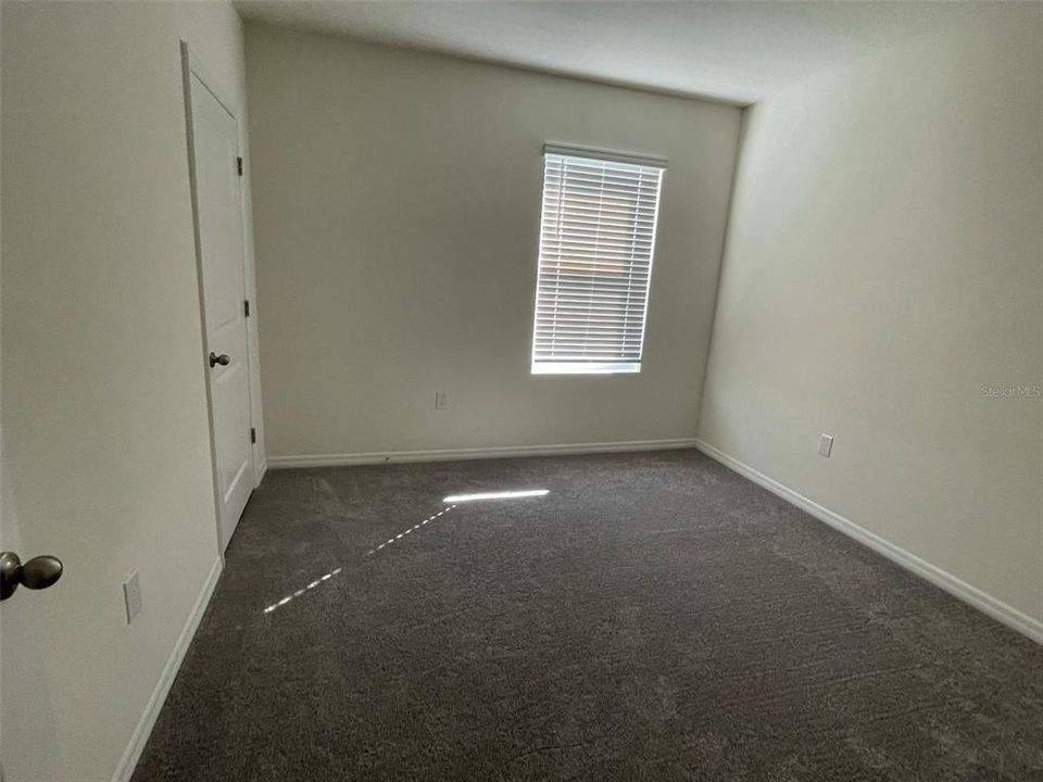 For Rent: $3,250 (5 beds, 3 baths, 2605 Square Feet)