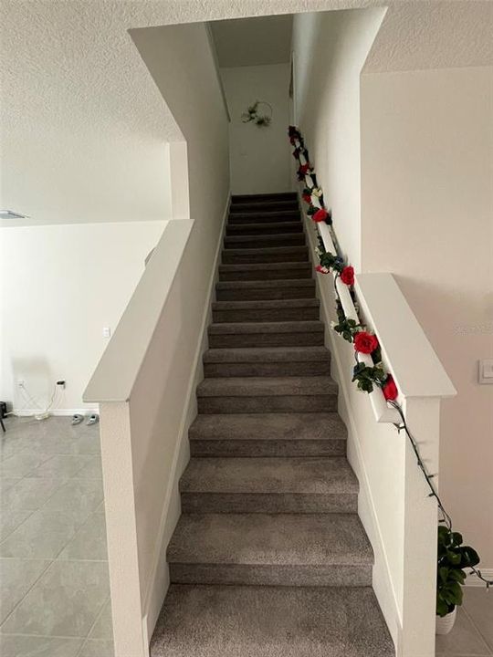 For Rent: $3,250 (5 beds, 3 baths, 2605 Square Feet)