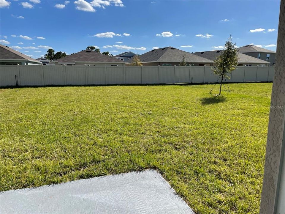 For Rent: $3,250 (5 beds, 3 baths, 2605 Square Feet)