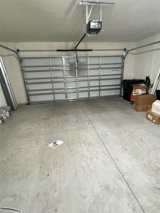 For Rent: $3,250 (5 beds, 3 baths, 2605 Square Feet)