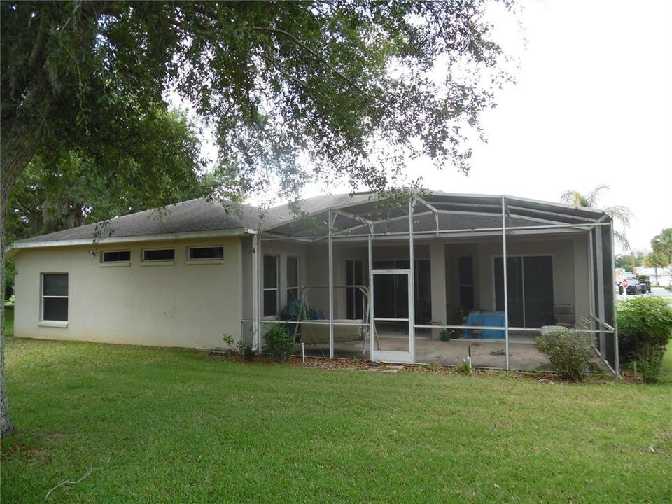 For Sale: $285,000 (3 beds, 2 baths, 2197 Square Feet)